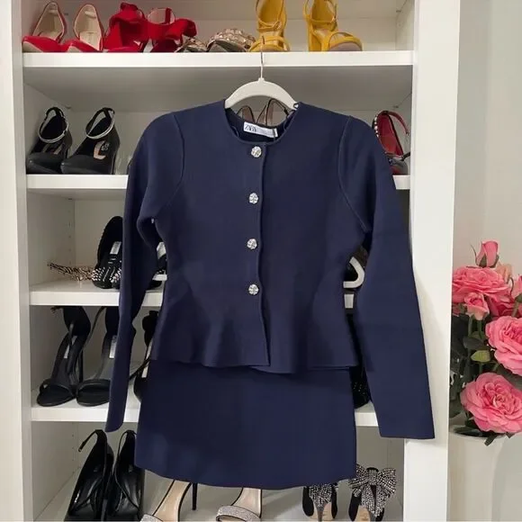 NWT PLAIN CARDIGAN And SKIRT Set Size Small - Picture 10 of 14